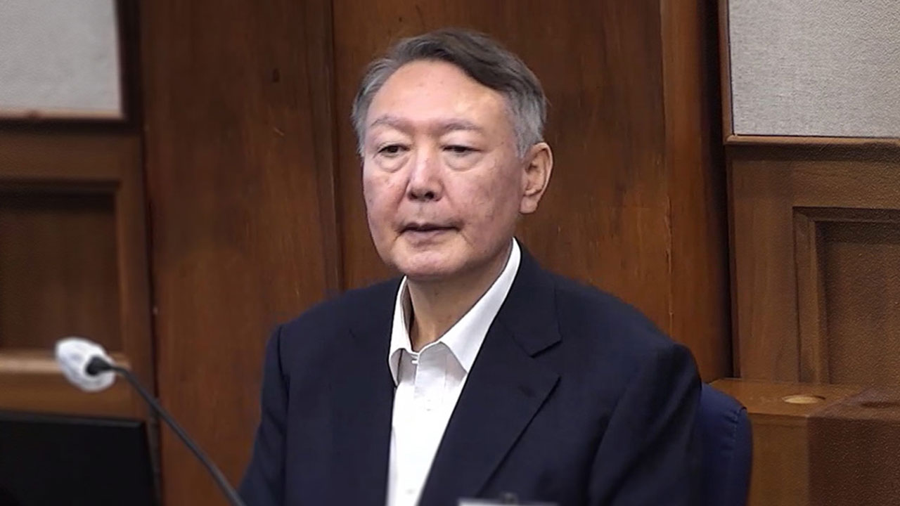 尹 명태균 무상 여론조사 의혹 1심 선고 다음 달 13일로 연기