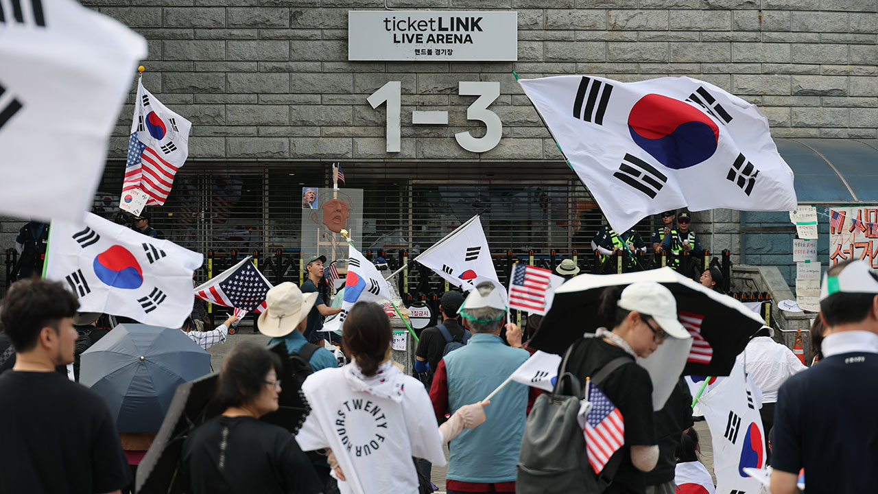 경찰, '핸드볼경기장 지하 무단 침입' 수사 착수‥"잠금장치 훼손하고 촬영"