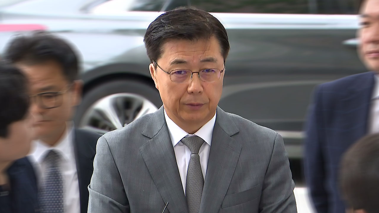 홍장원 전 국정원 1차장, 종합 특검 3차 조사 출석