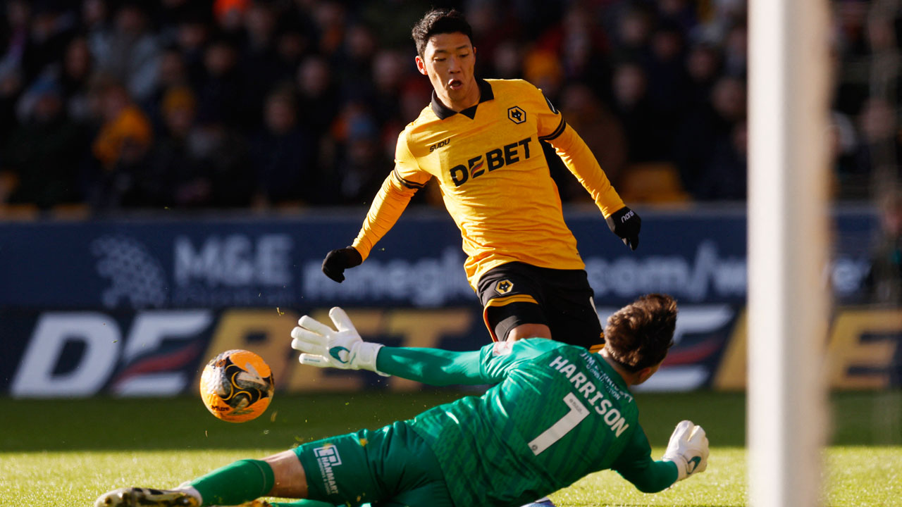 울버햄프턴 황희찬, FA컵서 시즌 3호 도움‥팀은 6-1 대승