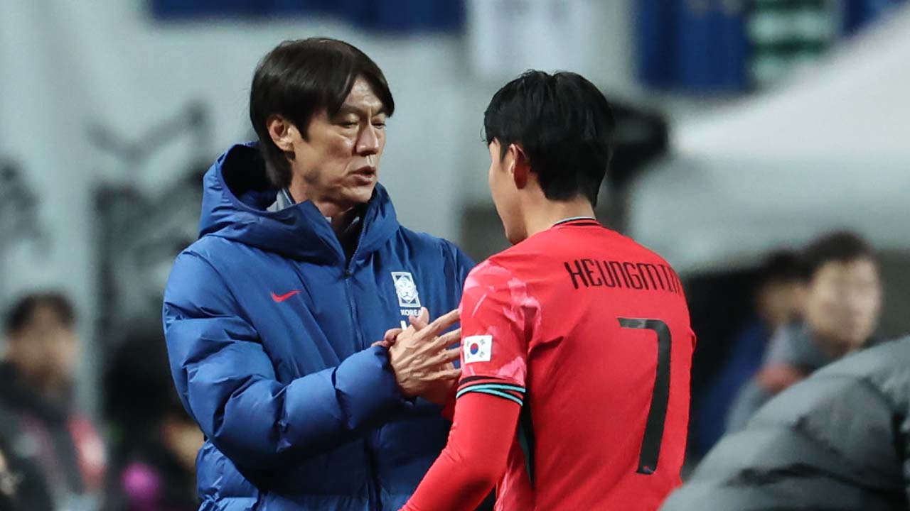 볼리비아 대 멕시코 경기 관련 이미지