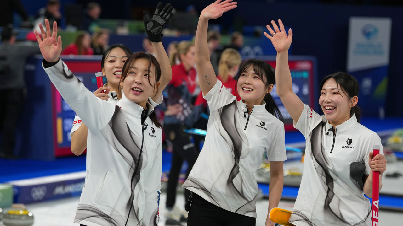 [동계올림픽] 여자 컬링, 영국에 9-3 완‥·1패 뒤 2연승