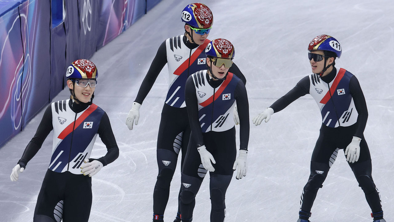 [동계올림픽] 쇼트트랙 남자 대표팀, 5,000m 계주 은메달 획득