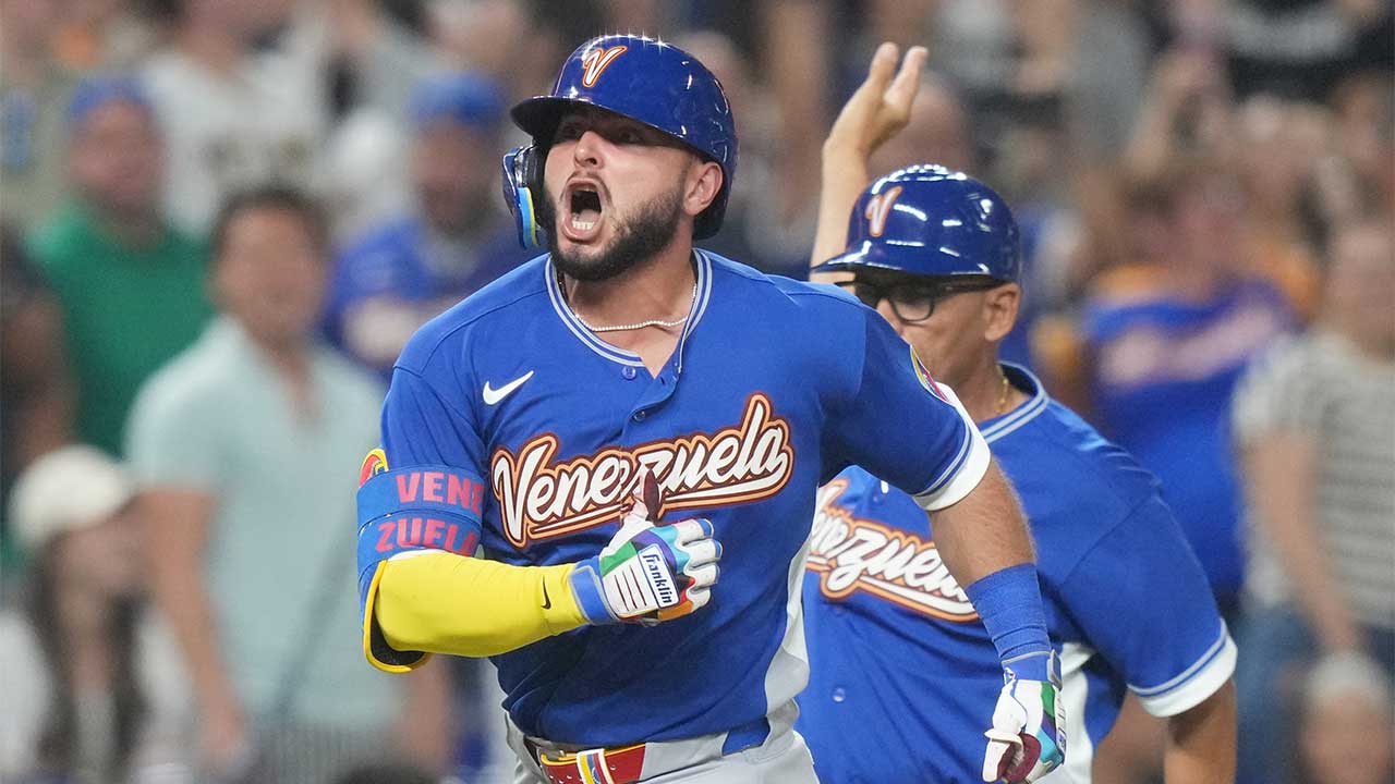 [WBC] '아브레우 역전 3점포' 베네수엘라, 일본 꺾고 준결승 진출