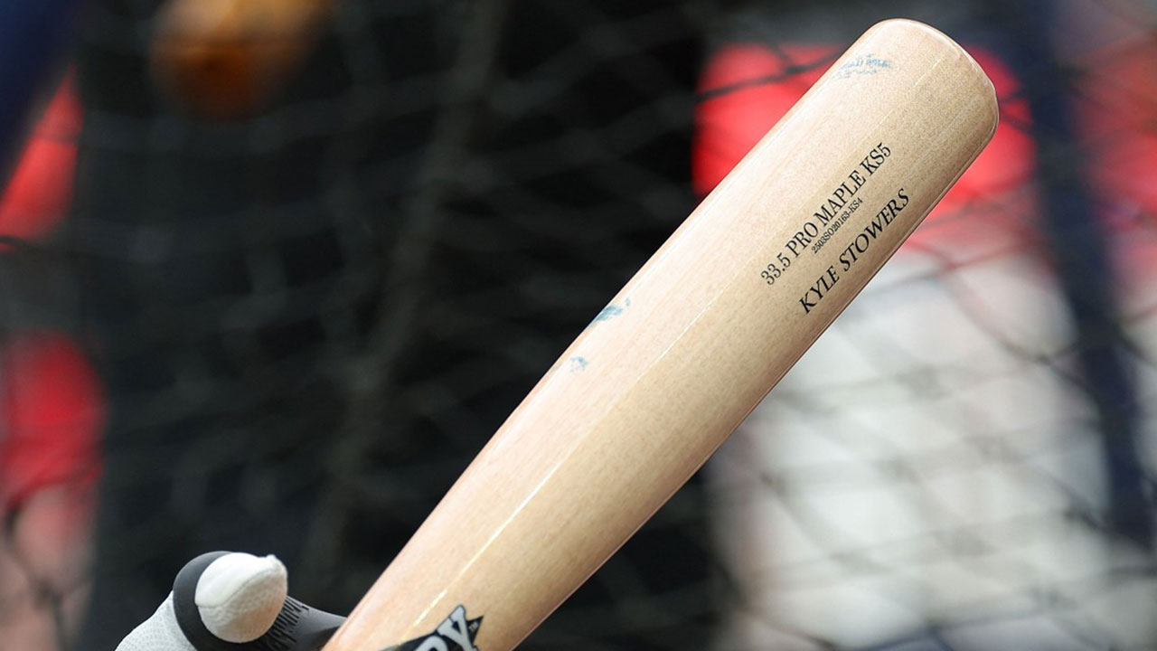 KBO리그 어뢰 배트 허용‥비디오 판독시 무선 인터컴 도입