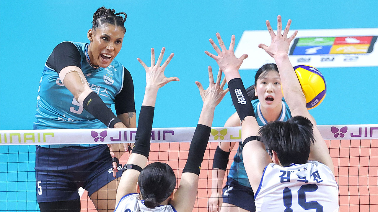 여자배구 GS칼텍스, 현대건설에 2연승‥5년 만에 챔프전 진출