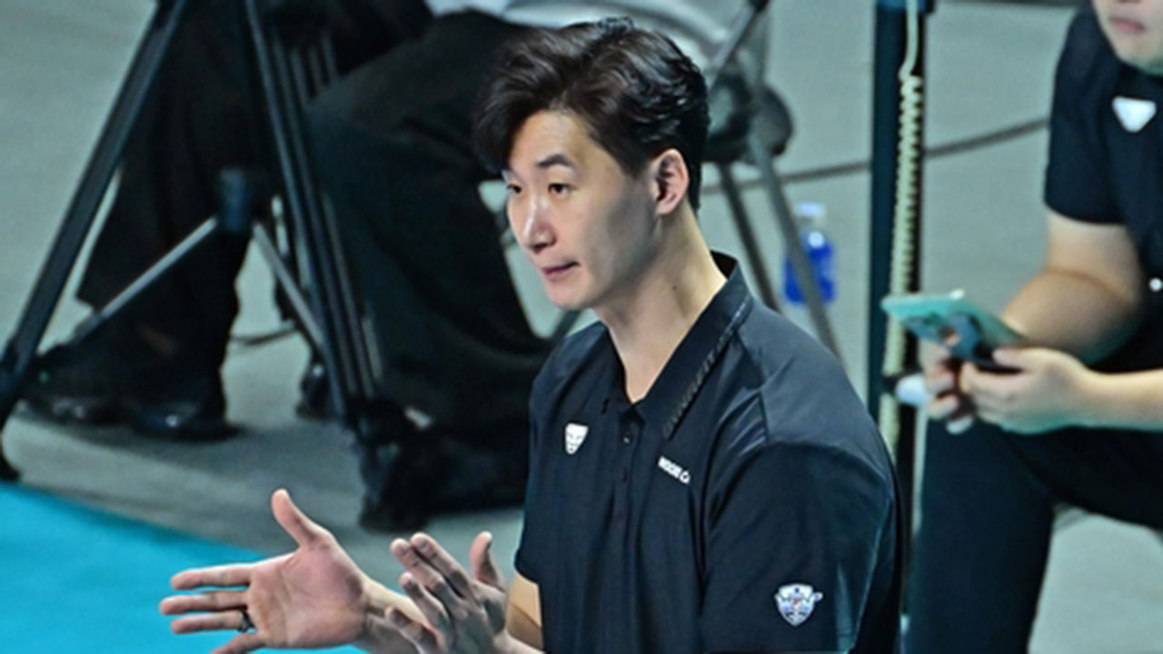 남자배구 우리카드, 새 사령탑으로 박철우 감독대행 승격