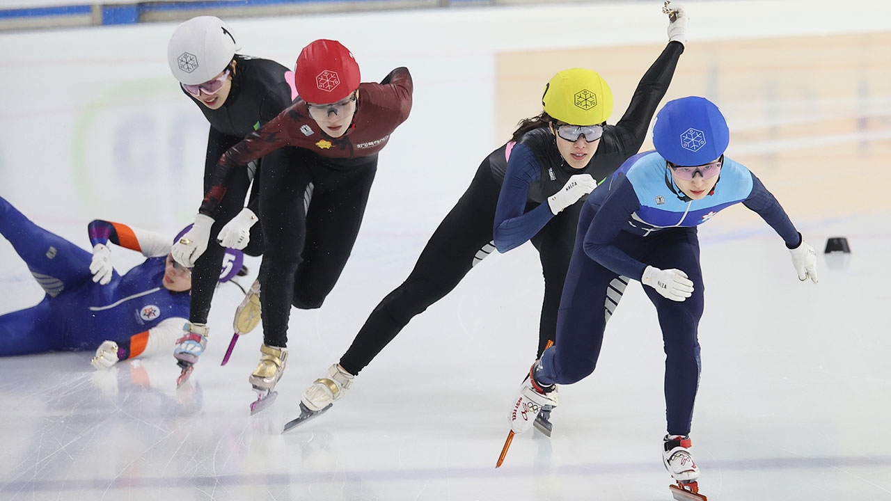 '국가대표 은퇴 선언' 쇼트트랙 최민정, 5개 종목 싹쓸이로 선발전 1위