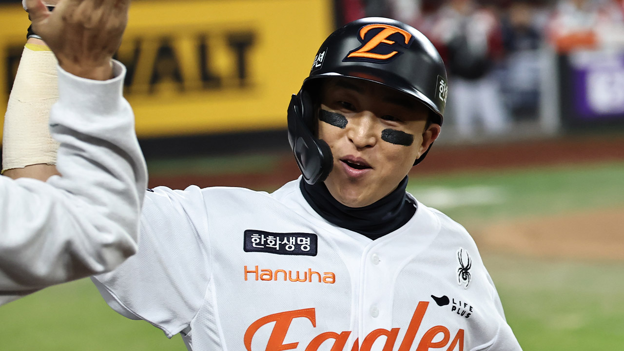 배테랑 외야수 손아섭 한화에서 두산으로 이적