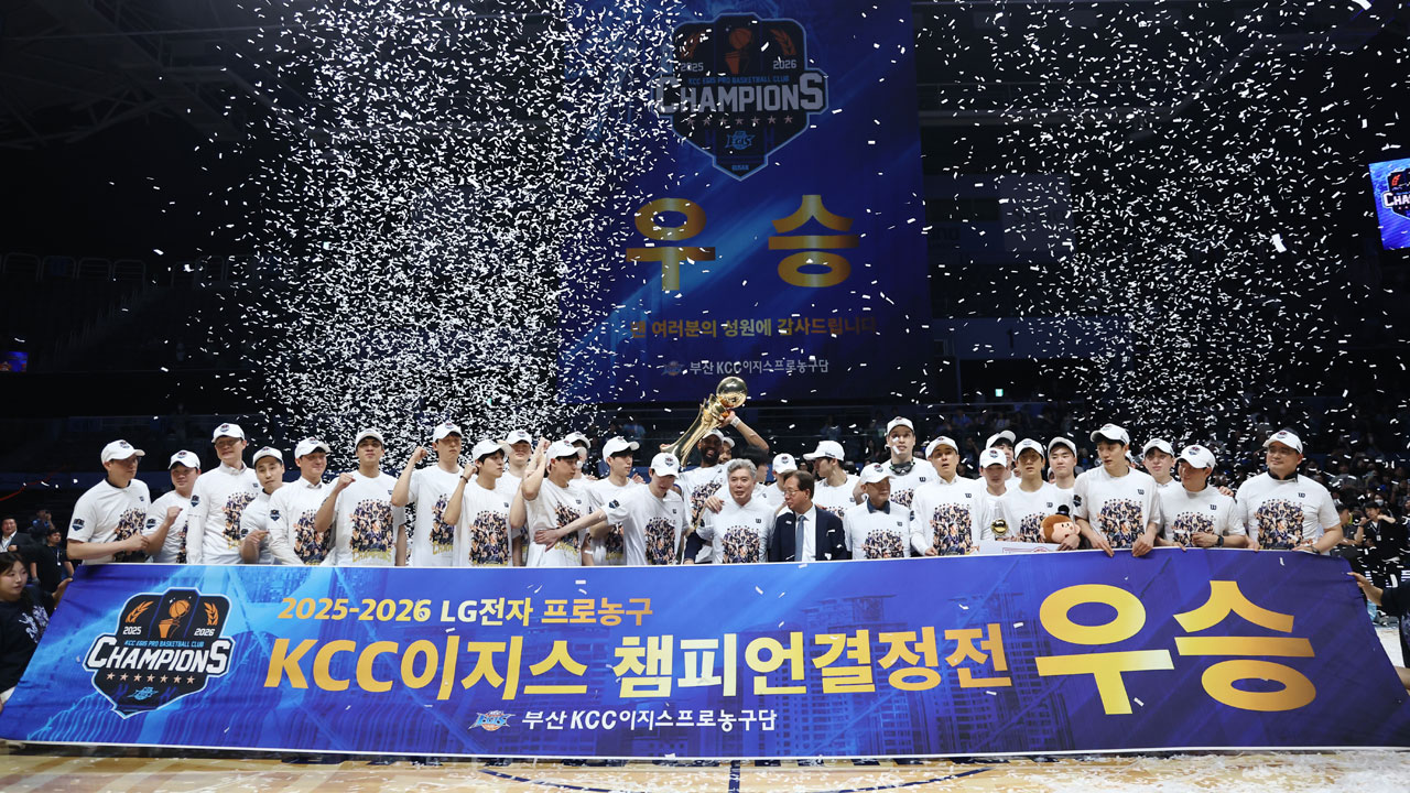 프로농구 KCC, 정규리그 6위 최초 챔프전 우승‥MVP 허훈