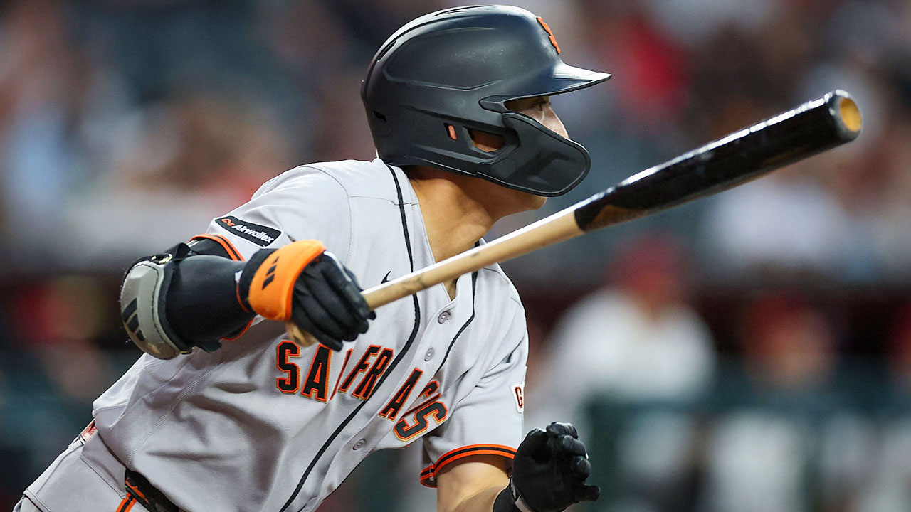 MLB 이정후, 5경기 연속 안타 후 교체‥김혜성은 1안타·1볼넷