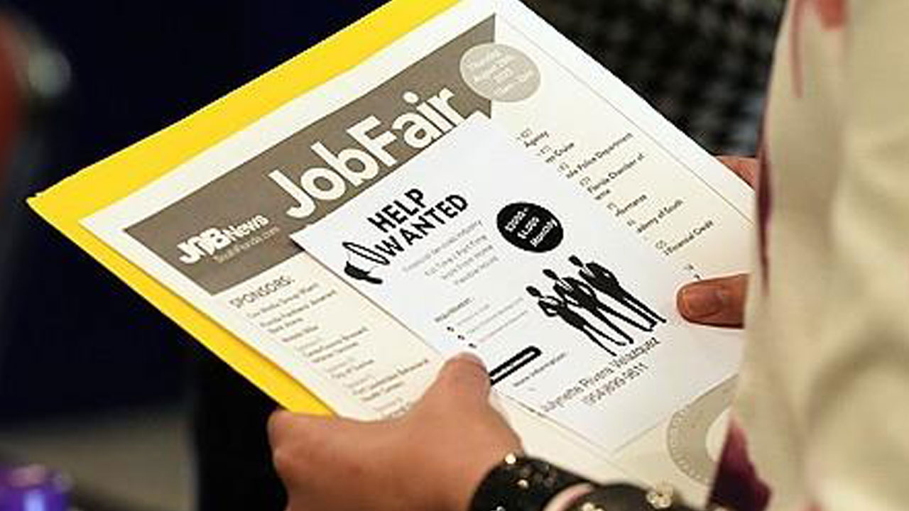 미국 작년 12월 고용 5만개 증가‥실업률 4.4%로 하락