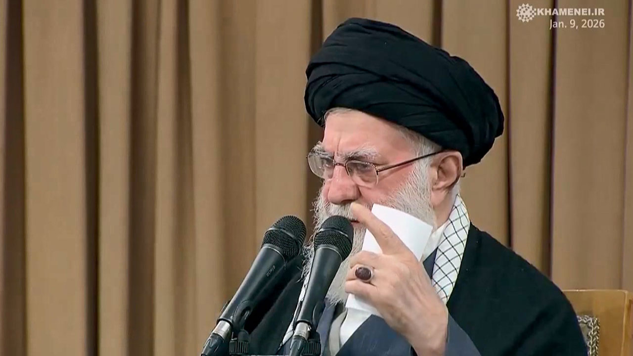 '탕탕' 5·18 연상되는 테헤란‥트럼프 또? 美 망명 왕세자도 나섰다