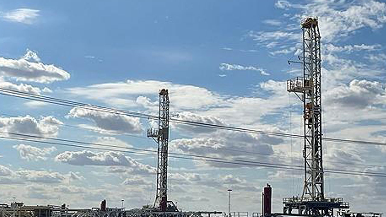 뉴욕유가, 미국의 이란 군사 개입 우려로 소폭 상승‥WTI 0.6%↑