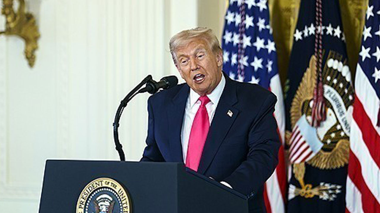 트럼프, 그린란드 파병 유럽 8개국에 "내달부터 10% 대미 관세"