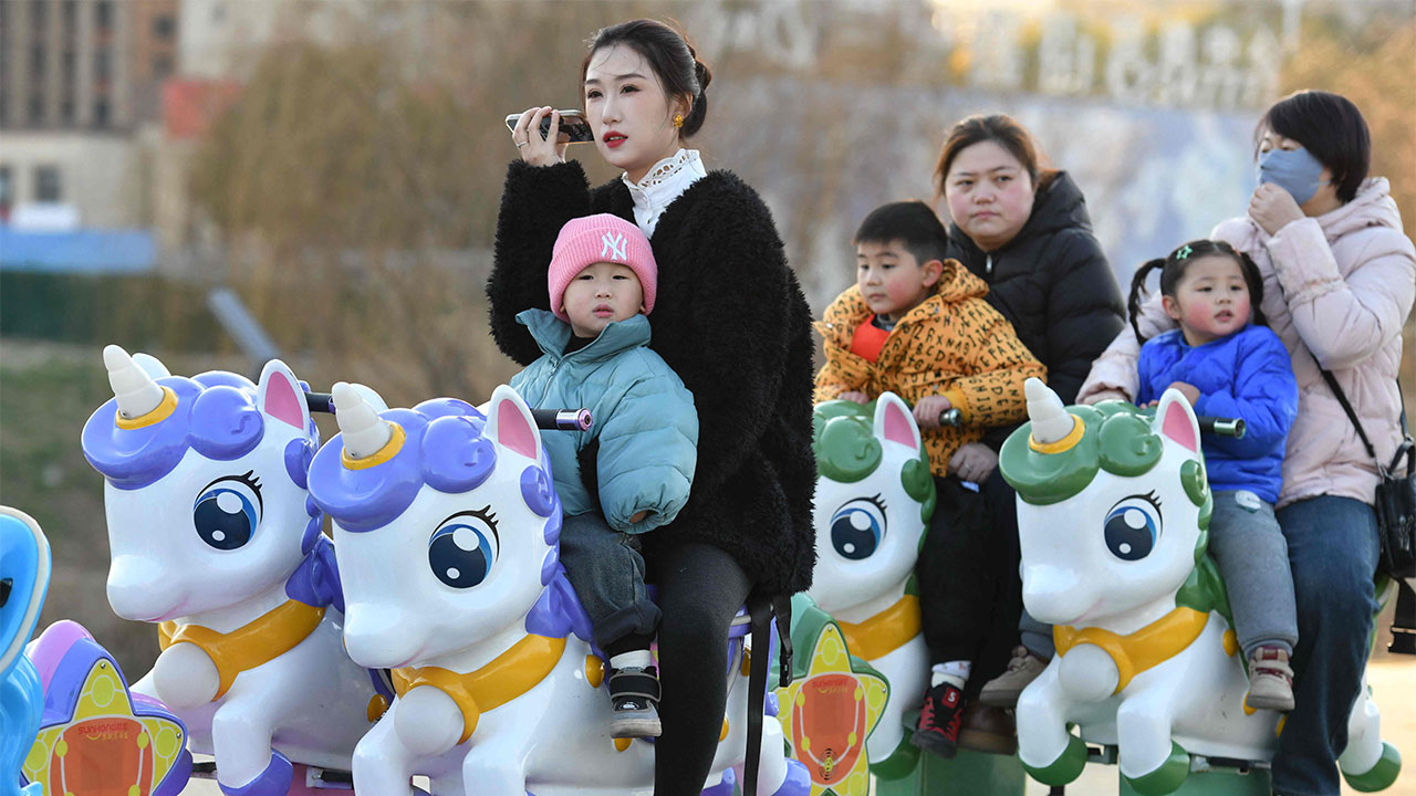 중국도 건국 이후 최저 출생률‥합계출산율 0.97 추정 나와