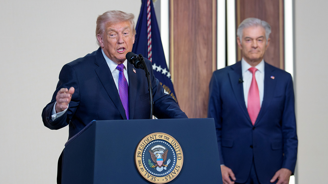 트럼프 "미국 경제안보 기여한 곳에 무기 우선 판매"