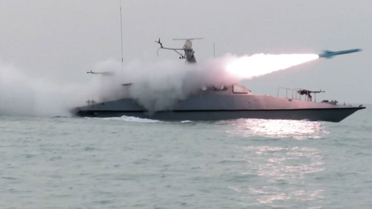 이란 "군사 훈련으로 호르무즈 해협 수 시간 폐쇄할 것"