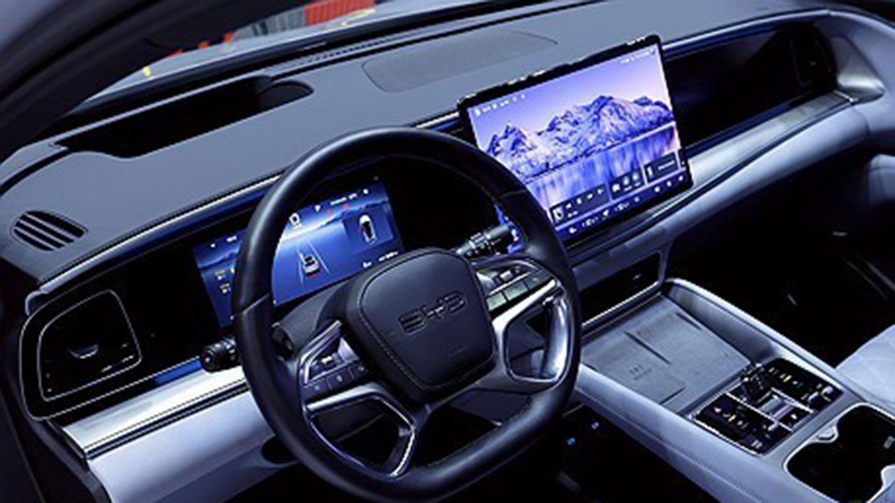 폴란드, 군시설 내 중국 차량 진입 금지‥"정보보안 우려"