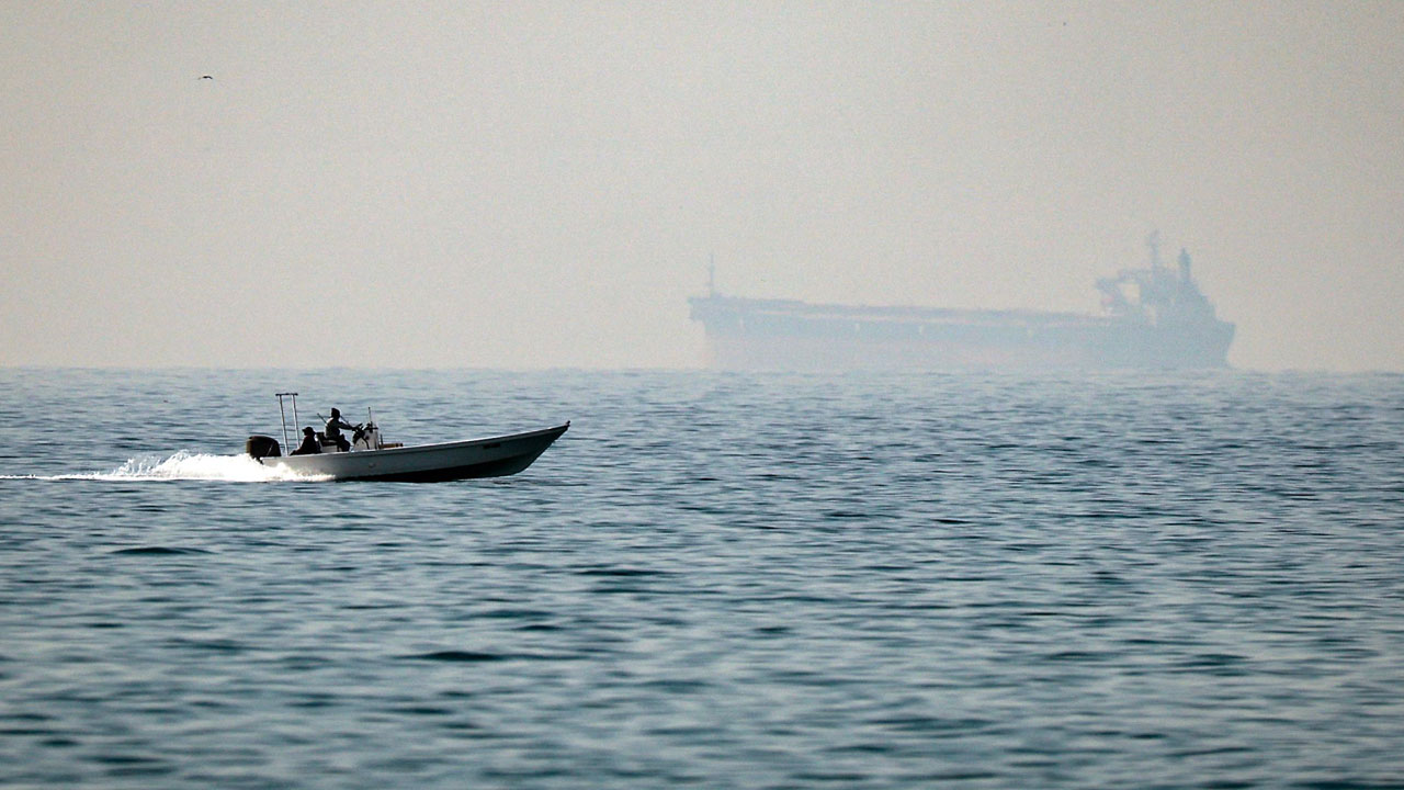 이란, 호르무즈 해협 선박 통행 봉쇄‥"안전하지 않아"
