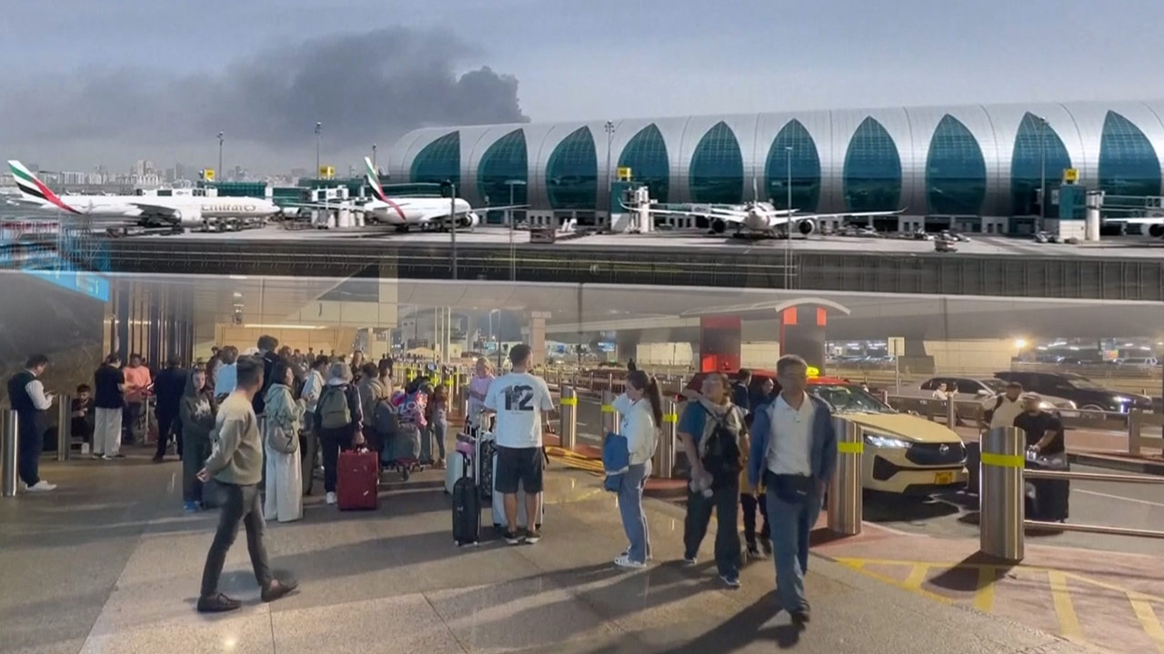 중동에 발 묶인 관광객 100만 명‥부자들은 수억 원 전세기로 탈출