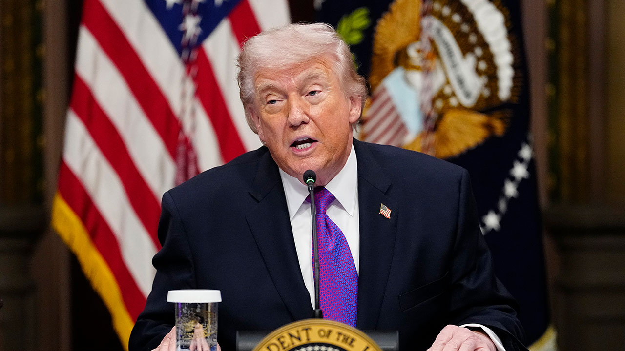 트럼프 "이란 지도자 되고자 하면 결국 죽는다"