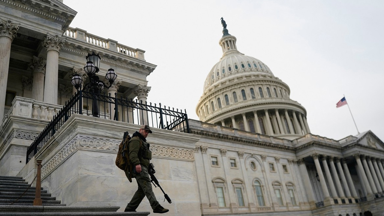 美 하원서도 '트럼프 대이란 전쟁 권한 제한' 결의안 부결