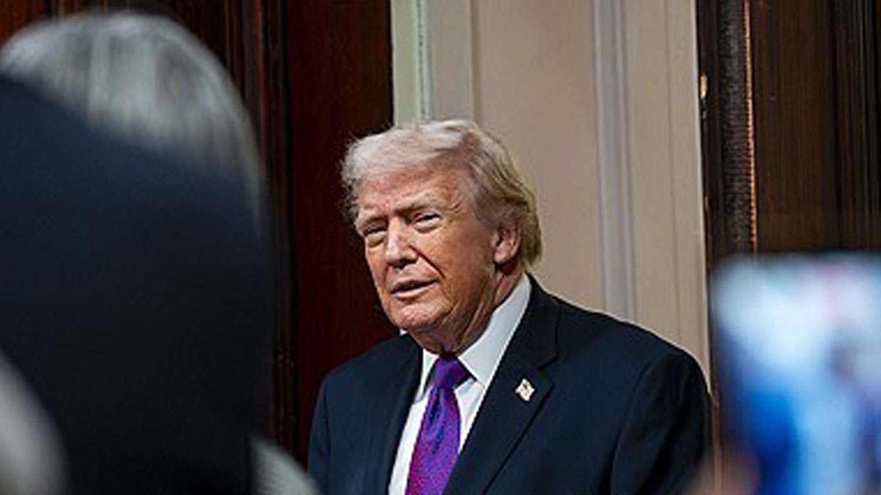 트럼프 "이란 차기 리더 종교지도자도 OK‥미국 잘 대해야"