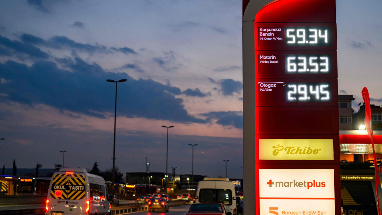 호르무즈 봉쇄에 치솟는 국제유가‥배럴당 90달러 돌파