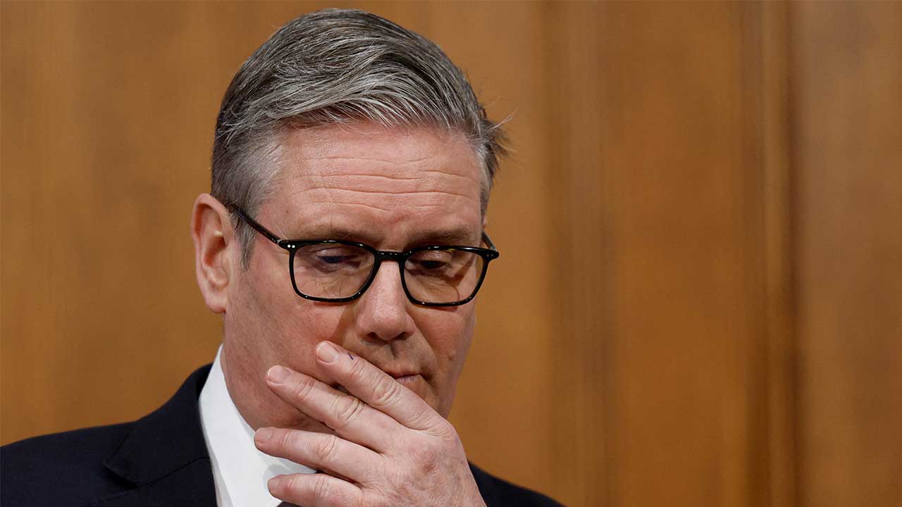 영국 총리 "호르무즈 개방 나토 임무 아냐‥확전 휘말리지 않아"