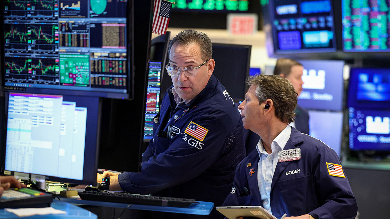 국제유가 5% 하락‥뉴욕증시 일제히 반등