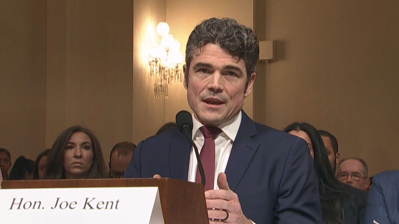 미국 대테러센터 수장 자진 사퇴 "이란 전쟁 양심상 지지 못해"