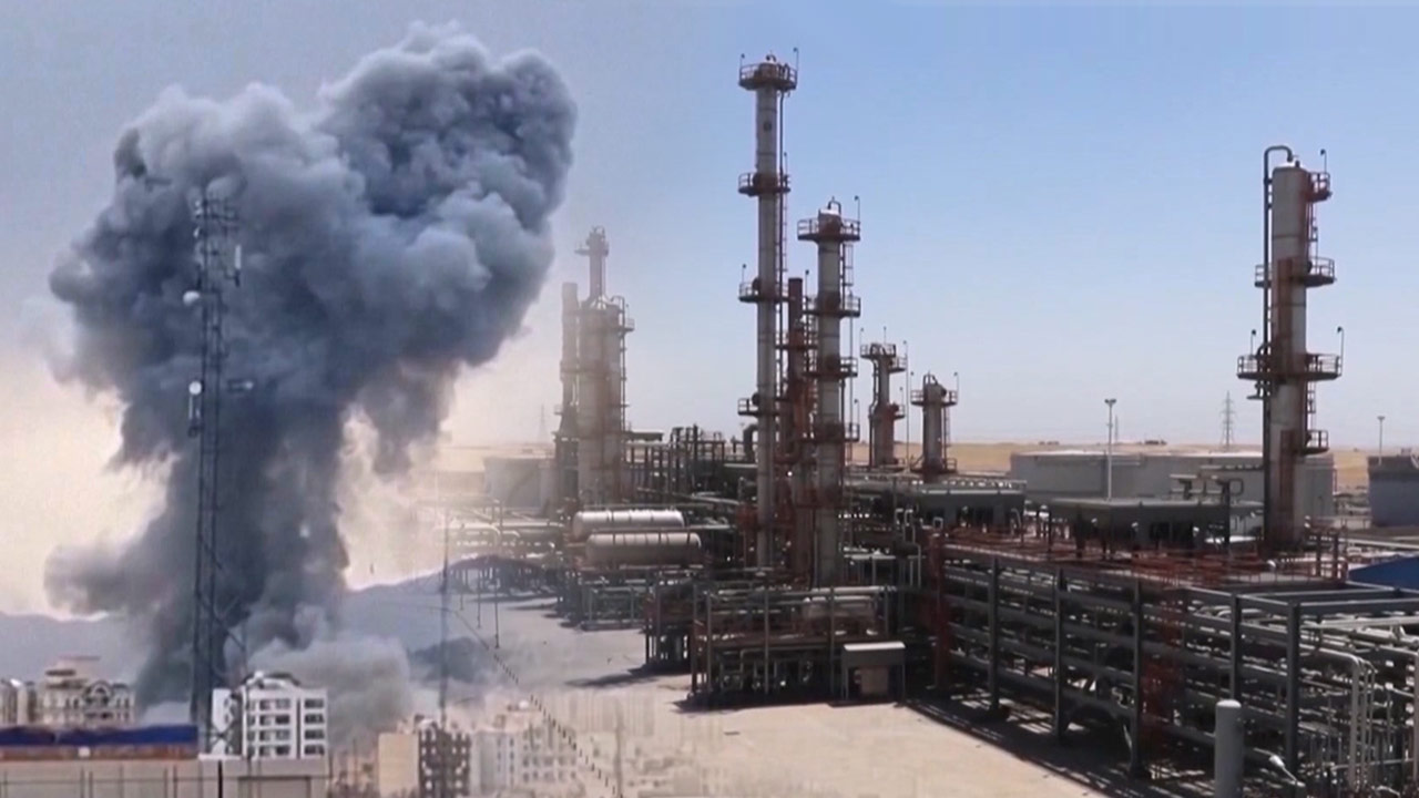 이란 최대 가스시설 피폭‥걸프 에너지시설 보복 예고