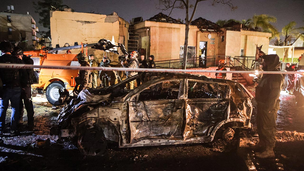 이란, 이스라엘 핵시설 도시 미사일 공격‥"나탄즈 피격 보복"