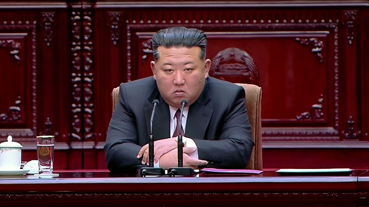 김정은 "한국 가장 적대국으로 공인‥건드리면 무자비한 대가"