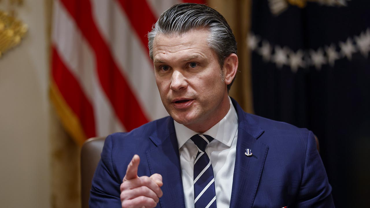 美국방장관, 내부자거래 시도했나‥"이란 공격 전 방산투자 문의"