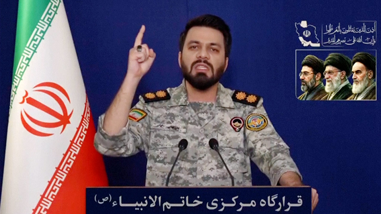 트럼프 압박에도 이란군 "더 강하고 파괴적인 공격"