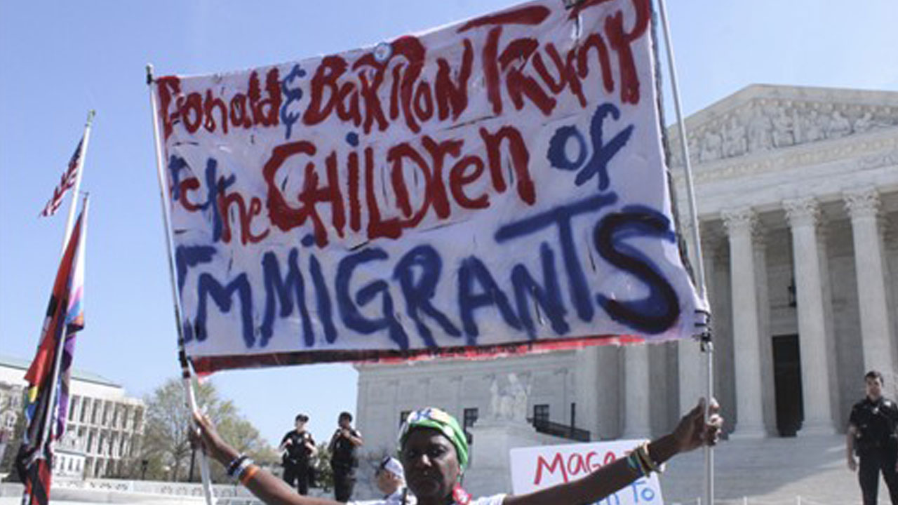 트럼프, '출생 시민권 폐지' 대법원 변론 출석‥미 현직 대통령 최초