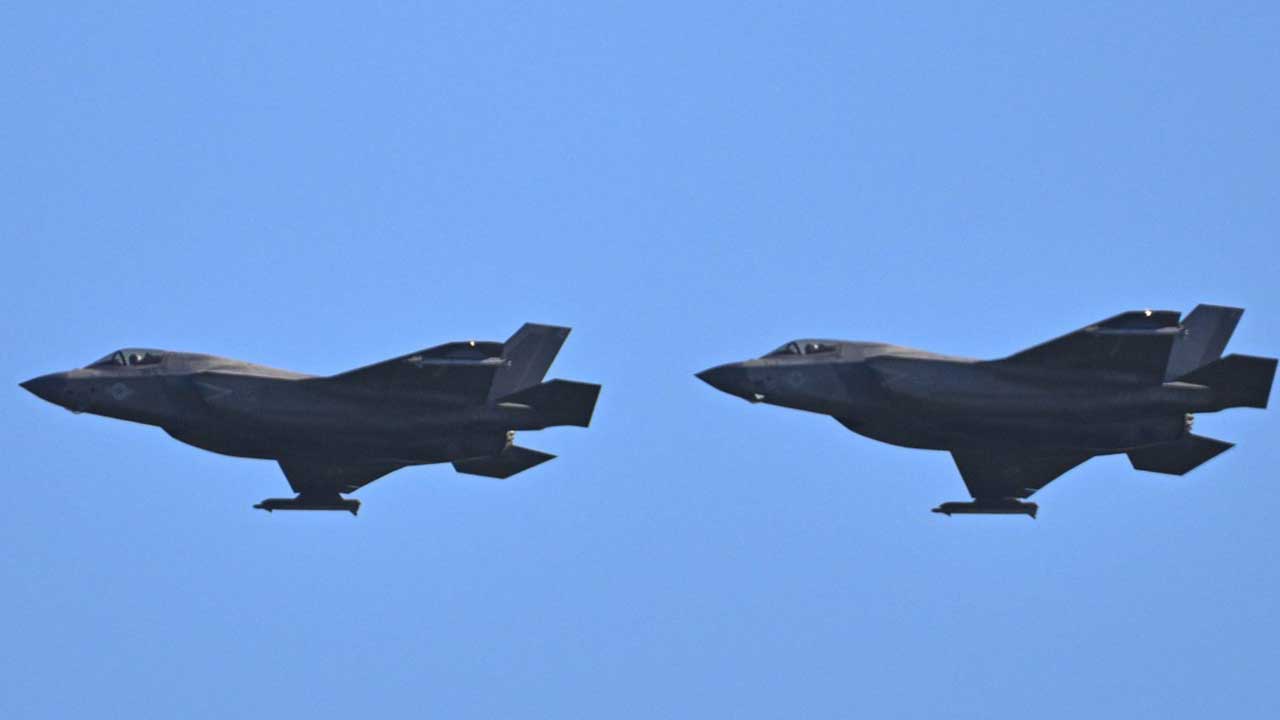 이란 "중부 상공서 미 F-35 격추‥조종사 탈출 가능성 희박" 주장