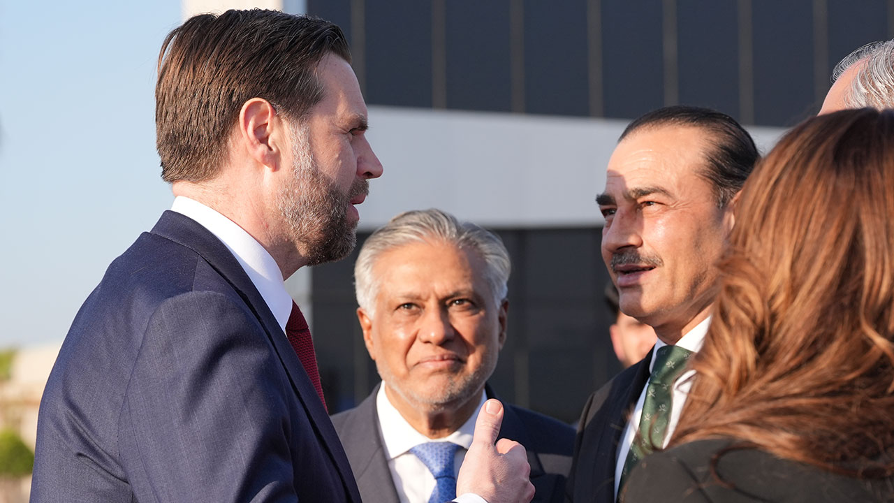 미국 이란 협상 결렬, 호르무즈 해협 봉쇄 위기와 중동 정세 전망