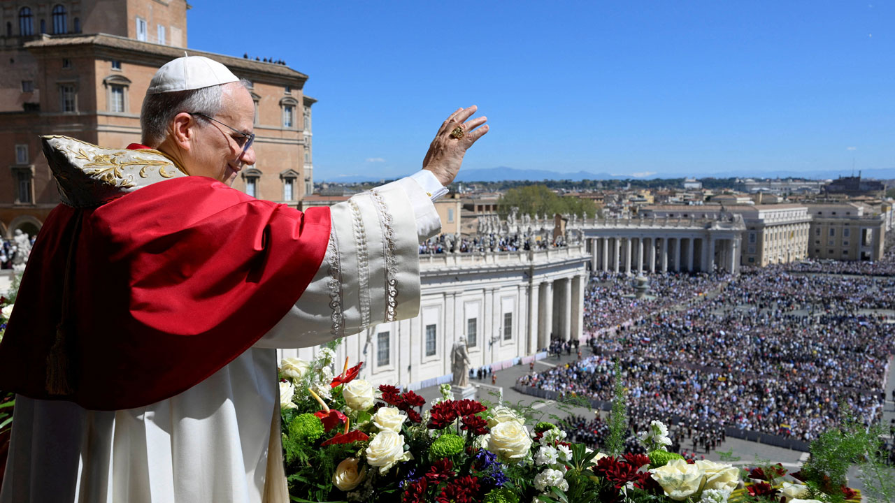 교황 "하느님, 폭탄 투하하는 자들은 축복하지 않아"