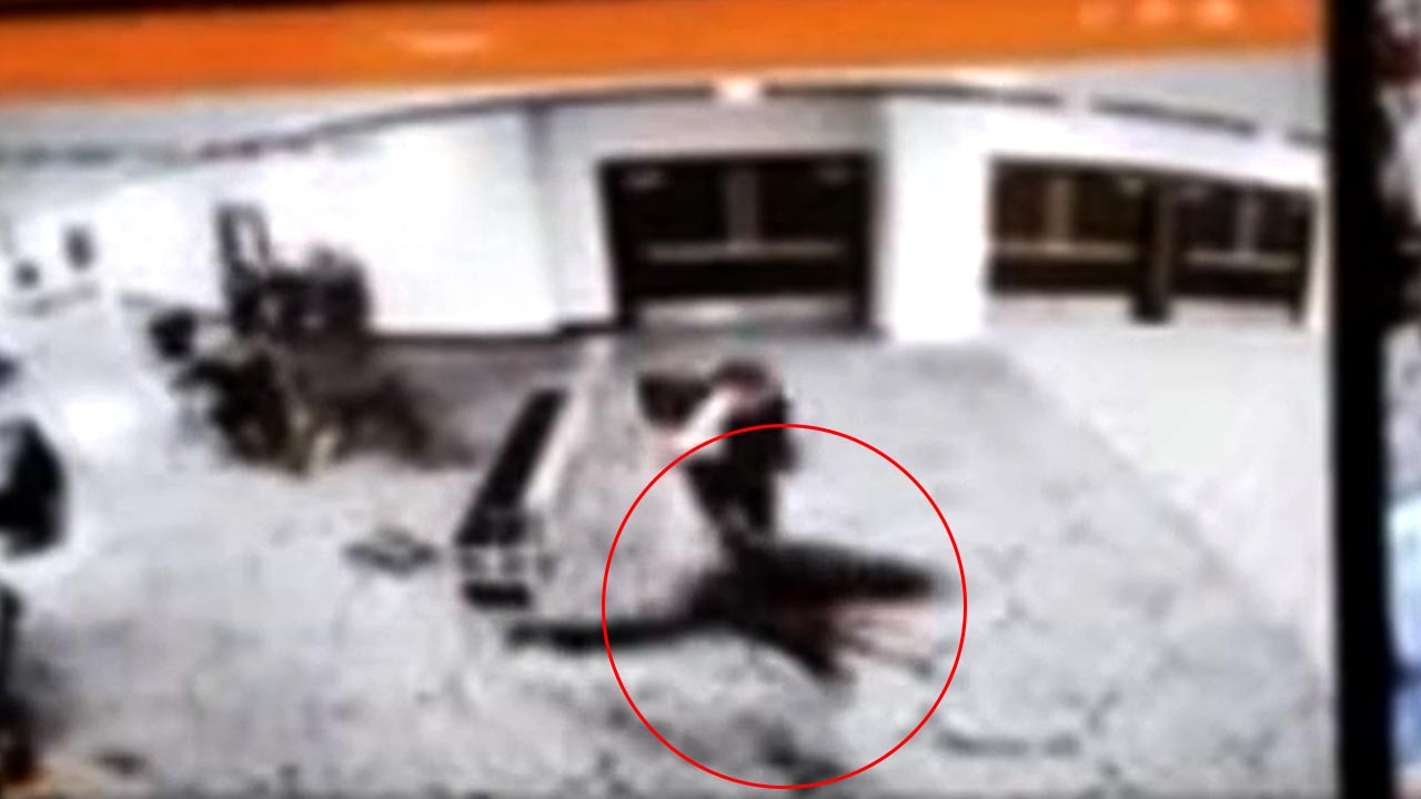 '트럼프 행사장' 총격범, 총 들고 검색대 돌진‥"이란과 무관할 것으로 생각"