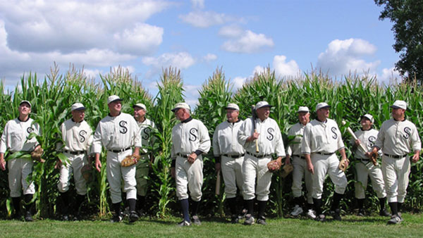 상상을 스크린에 극적으로 옮기다