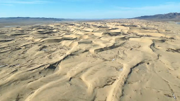 모래가 삼키는 황사의 나라, 한반도까지 위협하는 사막의 습격