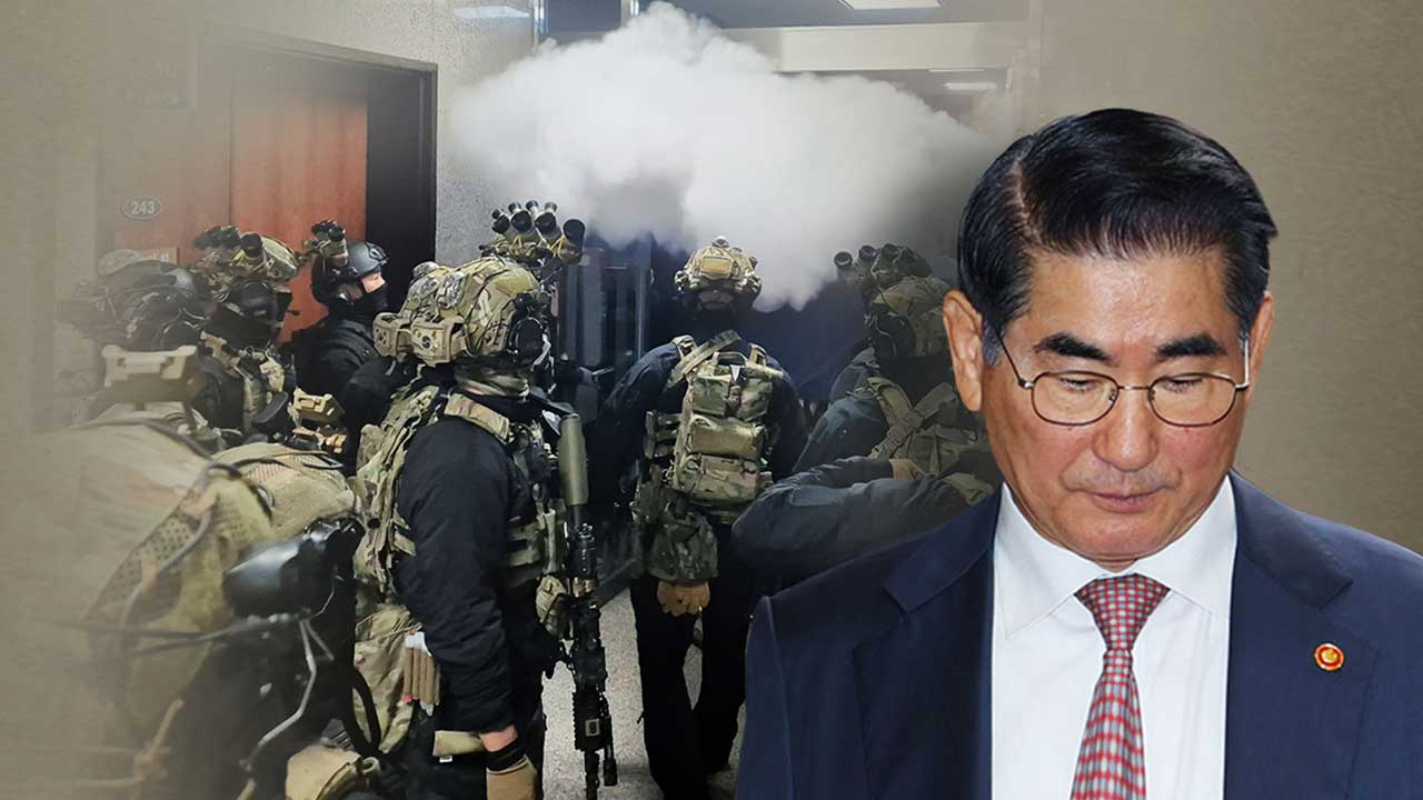 "내가 차지철" 자부했던 김용현, 핵심 실세서 내란 혐의자로 추락한 이유 [국회M부스]