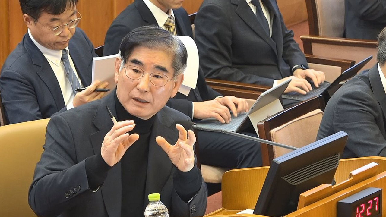 '내란 2인자' 곧 풀려난다‥김용현 측 "검사가 걱정이 팔자" [서초동M본부]