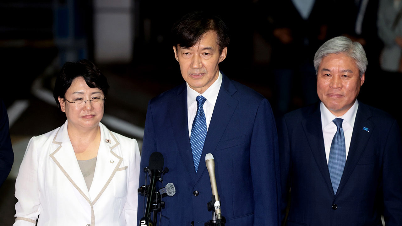 조급한 '조국'의 시간‥'심기불편' 민주당과 같이 갈 수 있을까? [국회M부스]