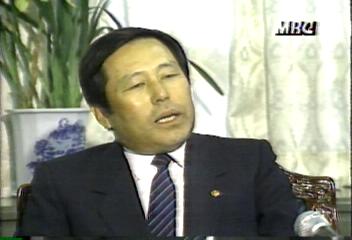 정해창 법무부장관 일괄적 구속자 석방 무계획 발표문철호