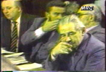 폴란드 새 정부 정파간 대립으로 진통김영일