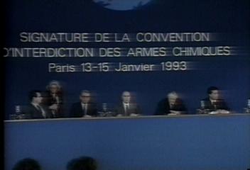 이 외무장관 화학무기 금지협약 서명송재종 신대근